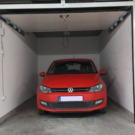 Apartment 54 City Center - Free Private Garage Újvidék Kültér fotó